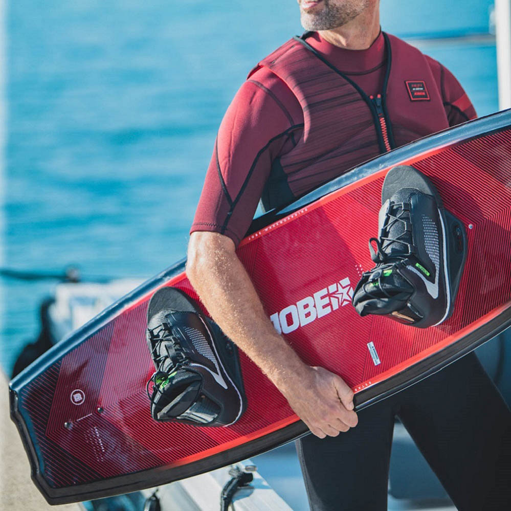 Jobe logo series wakeboardset 138cm en unit wakeboardbindingen