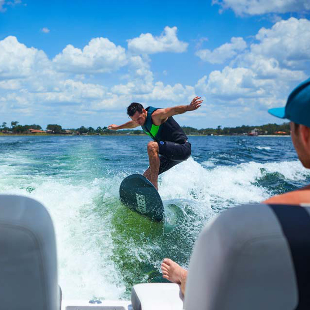 Jobe accelerate wakesurfer