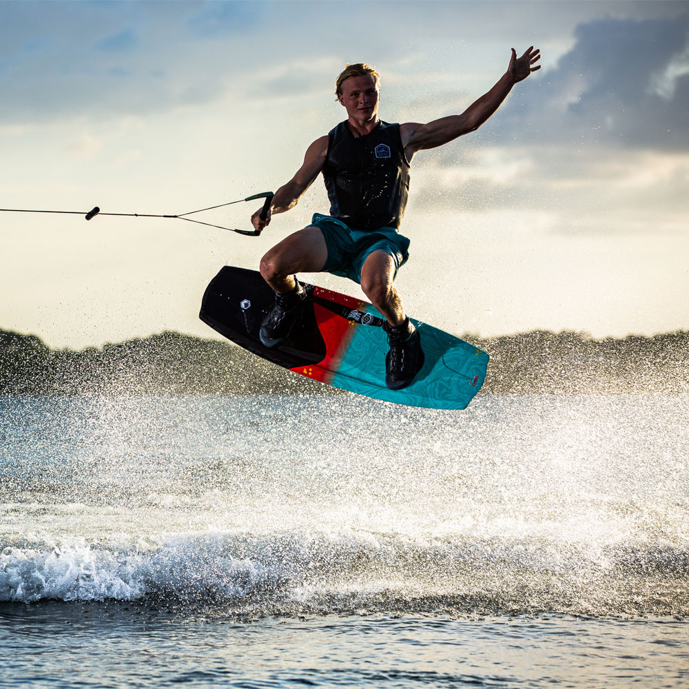 Liquid Force transit wakeboard bindingen